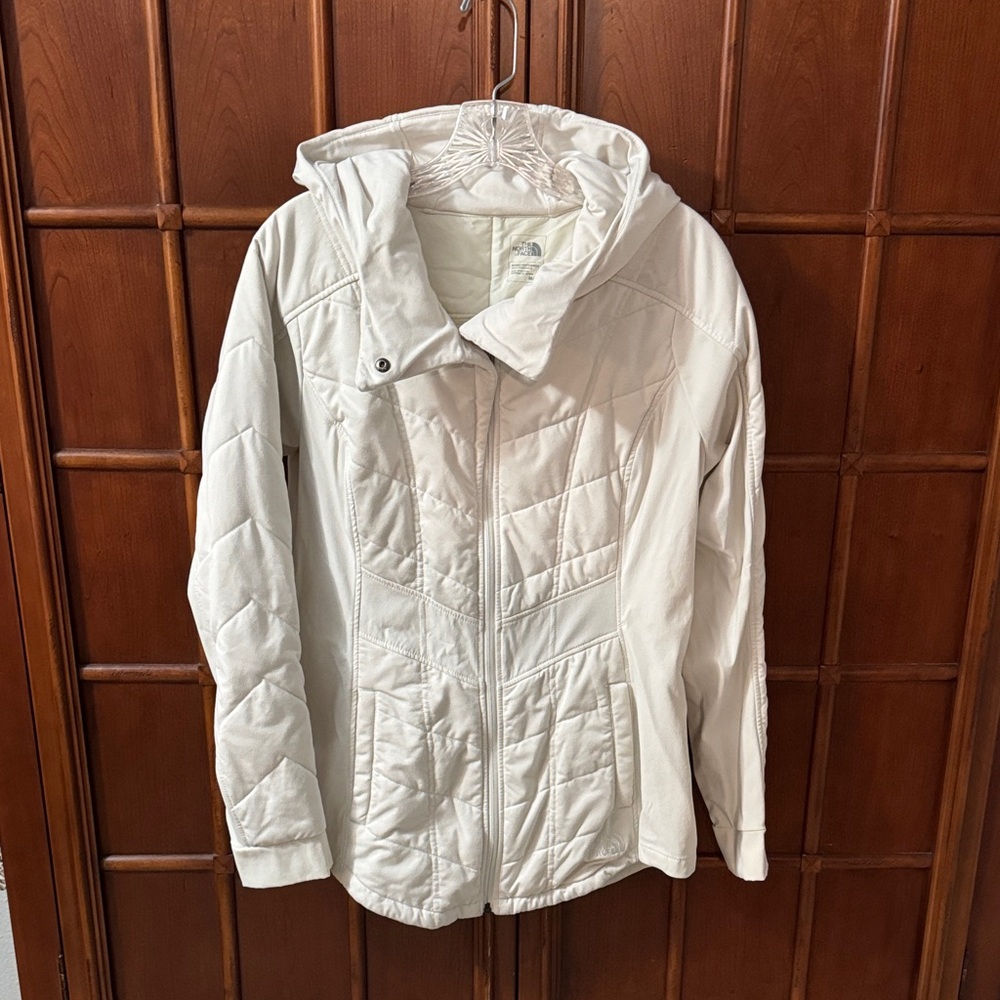 The North Face white mid weight jacket EUC